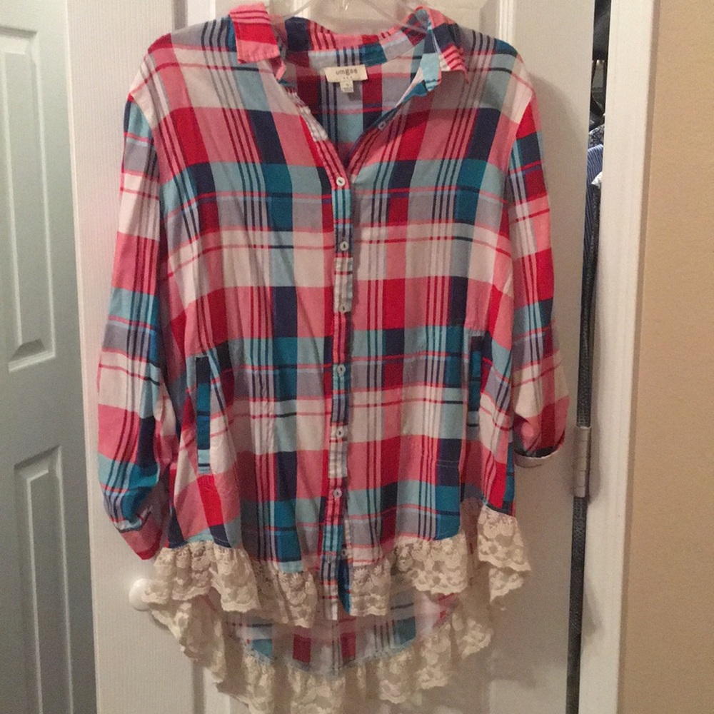 BOUTIQUE item! Umgee plaid top